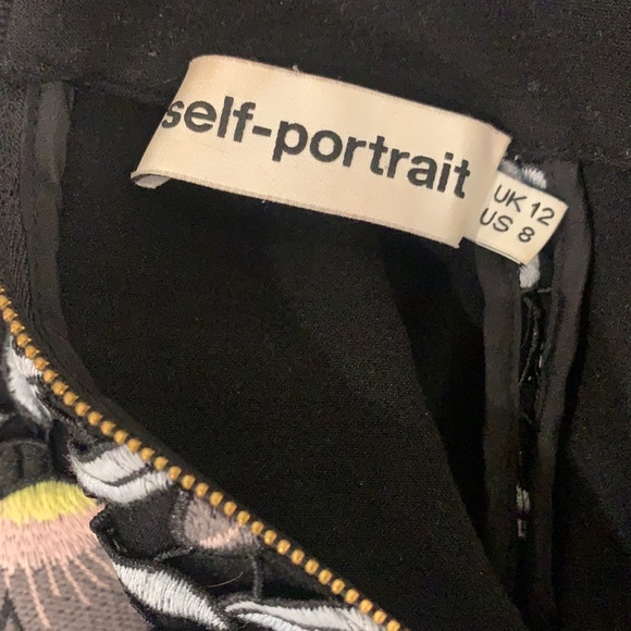 Self-Portrait lace dress - Picture 11 of 12